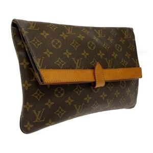 Authentic Louis Vuitton pilante clutch monogram vintage envelope